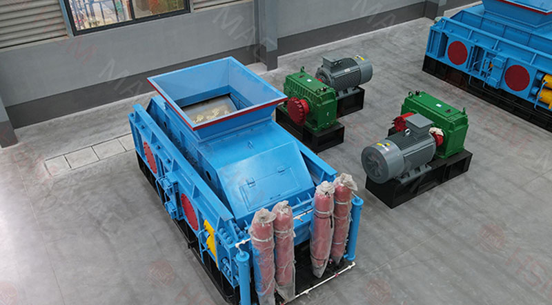 洛陽金礦破碎機生產(chǎn)現(xiàn)場