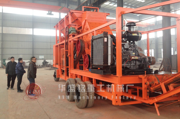 移動對輥制砂機(jī)時產(chǎn)量150噸多少錢？