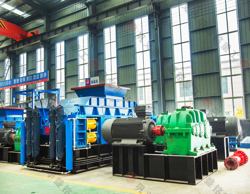 鞏義液壓對輥制砂機多少錢一臺？